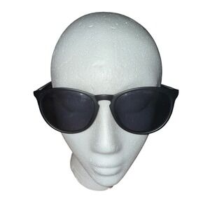 SUNGAIT Black‎ Frame Sunglasses Fashion Eyewear